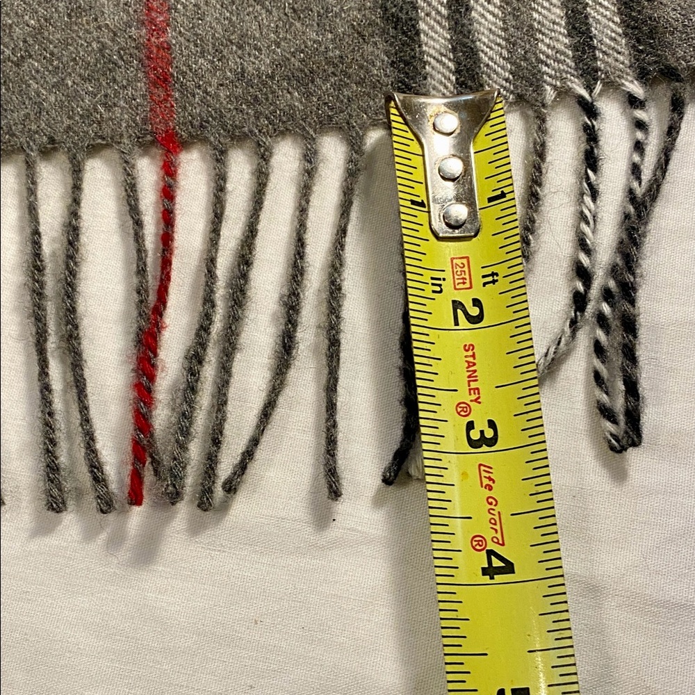 New100% Cashmere Fringed Murano Scarf Wrap Plaid Black / White/ Grey 64" - Picture 6 of 8